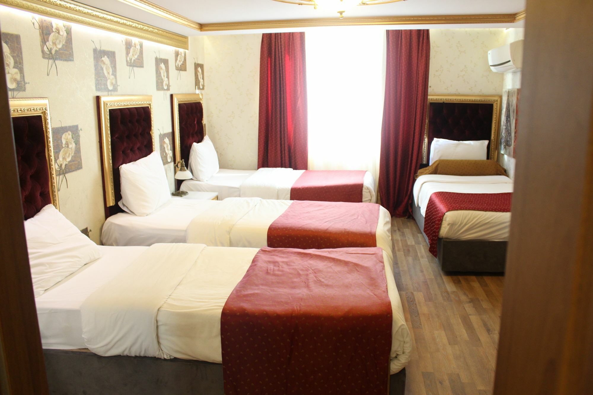 มาร์มารา ดีลักซ์ โฮเทล Hotel อิสตันบูล ภายนอก รูปภาพ