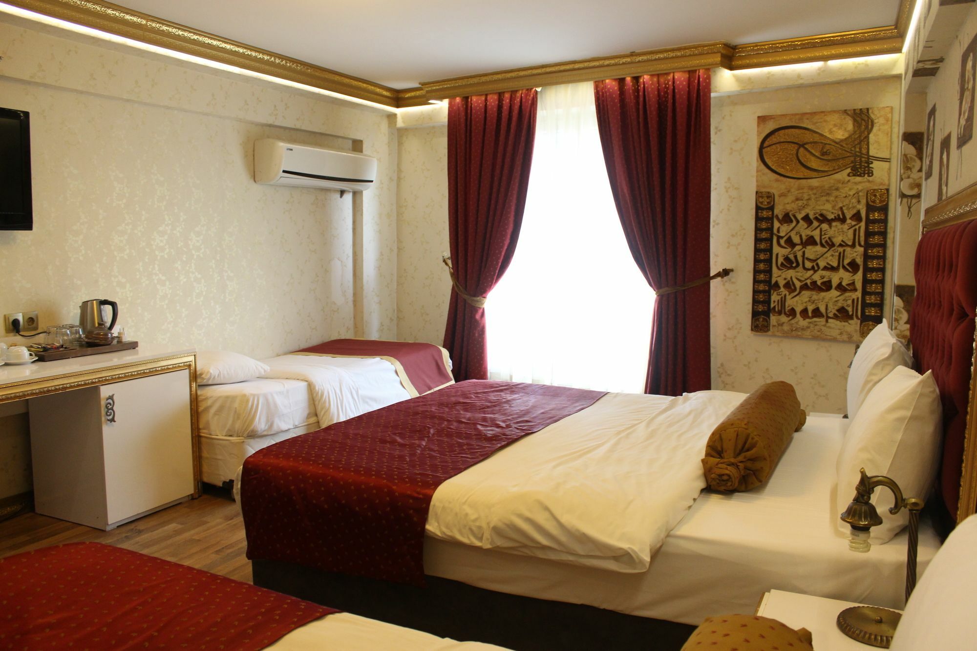 มาร์มารา ดีลักซ์ โฮเทล Hotel อิสตันบูล ภายนอก รูปภาพ